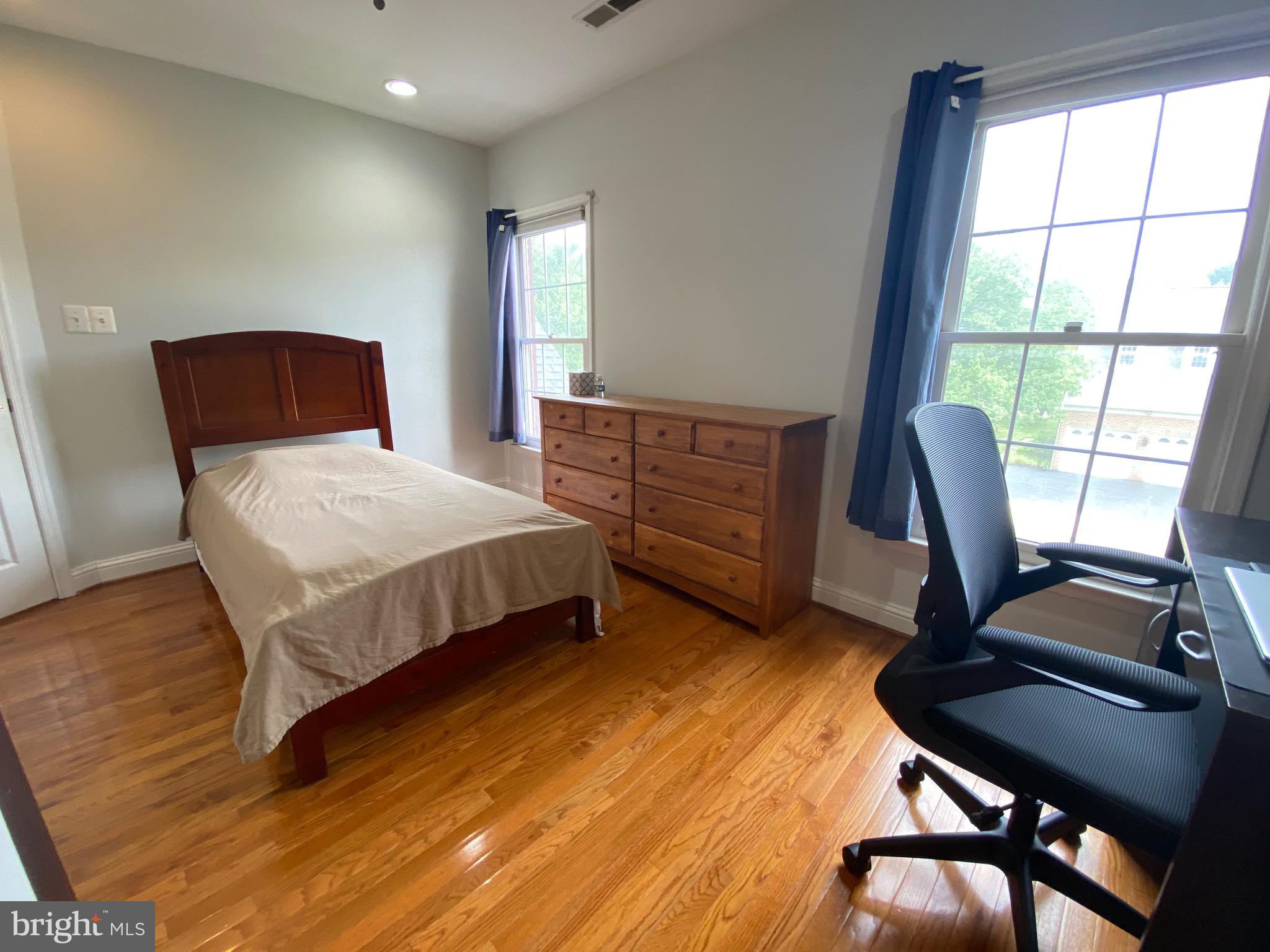 10614 Maplecrest Lane Potomac, MD 20854 - Photo 32 of 51