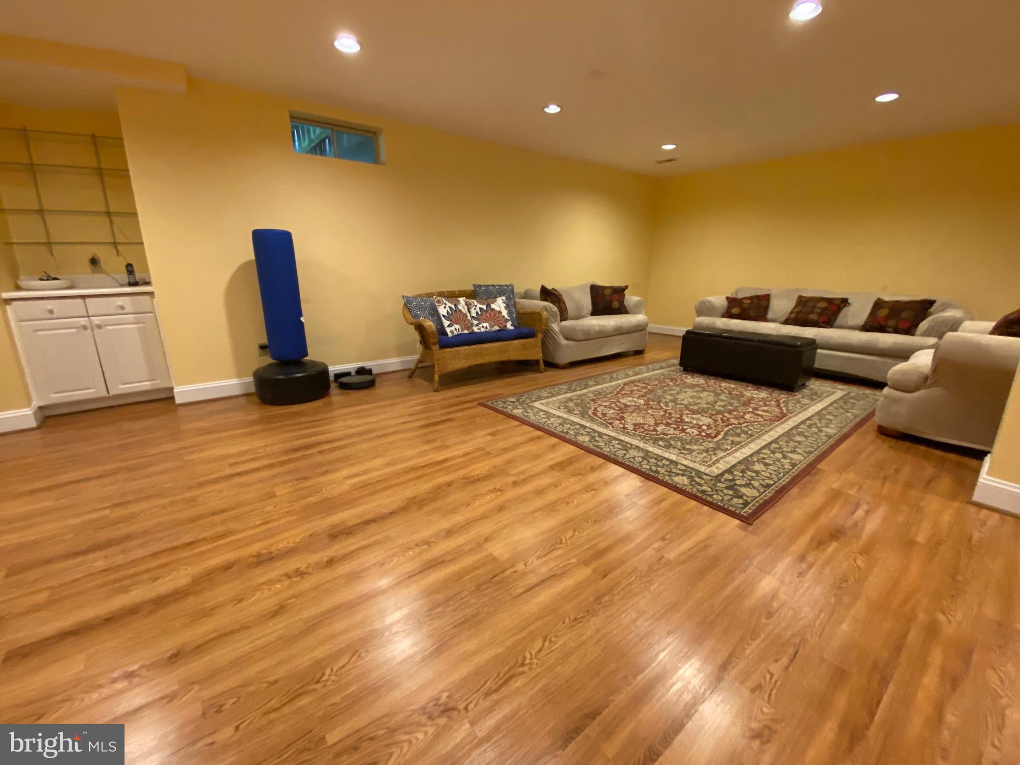 10614 Maplecrest Lane Potomac, MD 20854 - Photo 37 of 51
