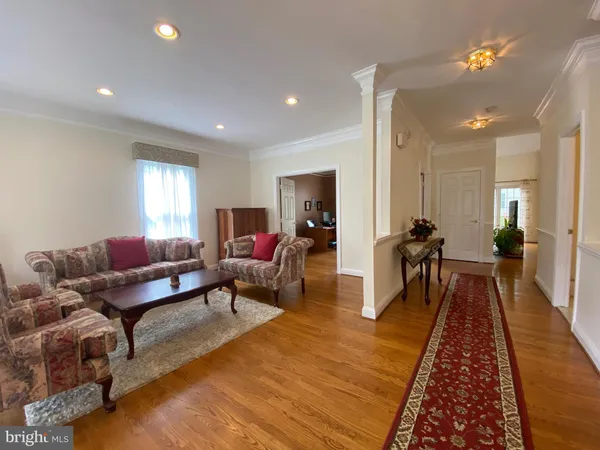$5,500 | 10614 Maplecrest Lane, Potomac, MD 20854