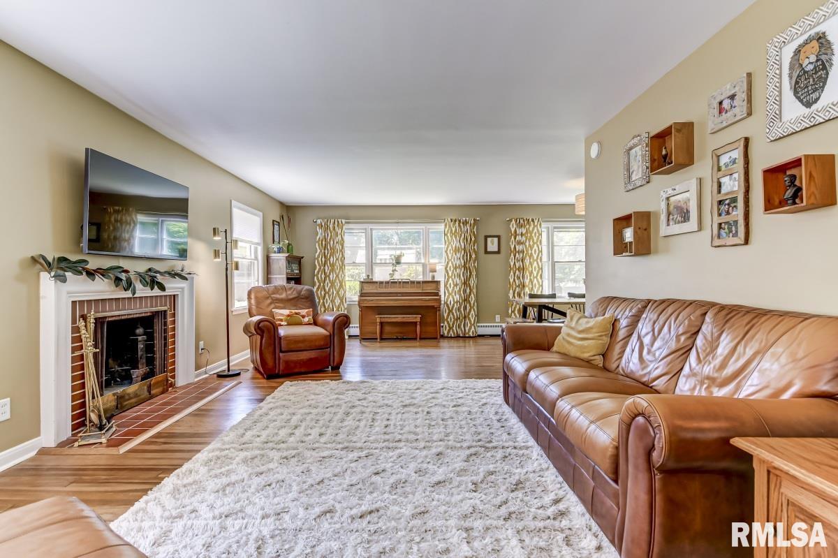 630 Williams Boulevard Springfield, IL 62704 - Photo 2 of 27 Gallery Image 2
