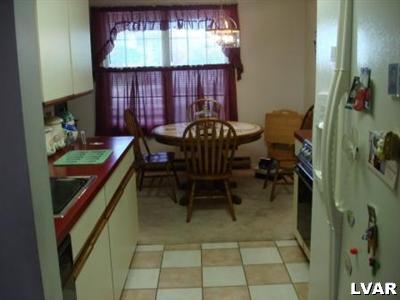 749 Hawthorne Road Bethlehem, PA 18018 - Photo 2 of 4 Gallery Image 2