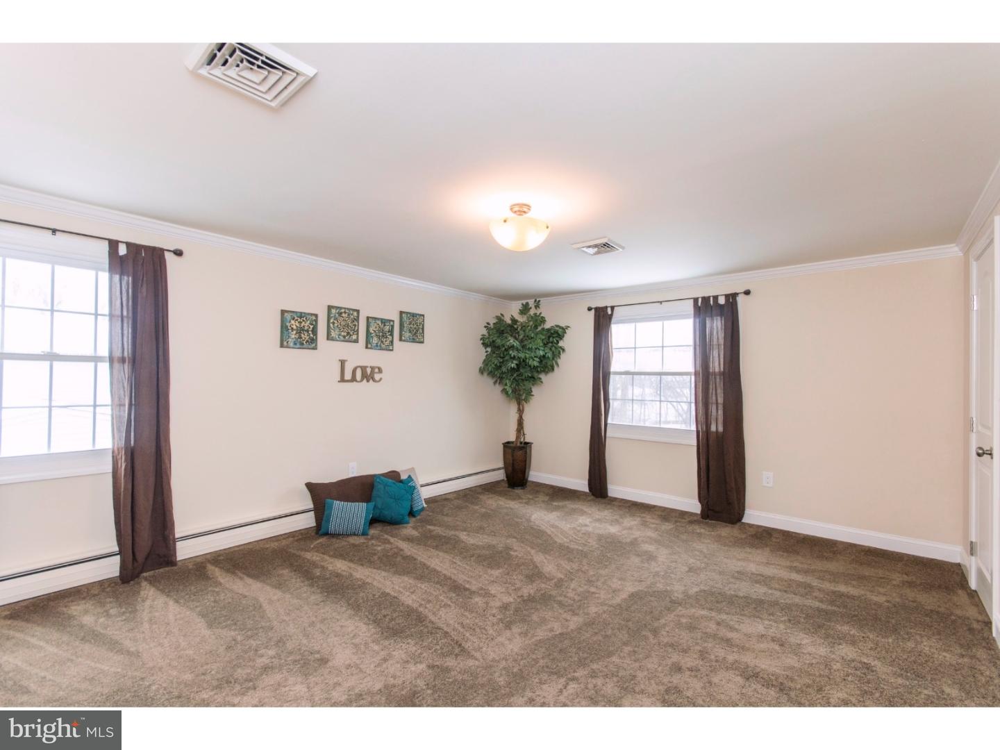 139 Terrace Road Levittown, PA 19056 - Photo 15 of 25 Bedroom - Main