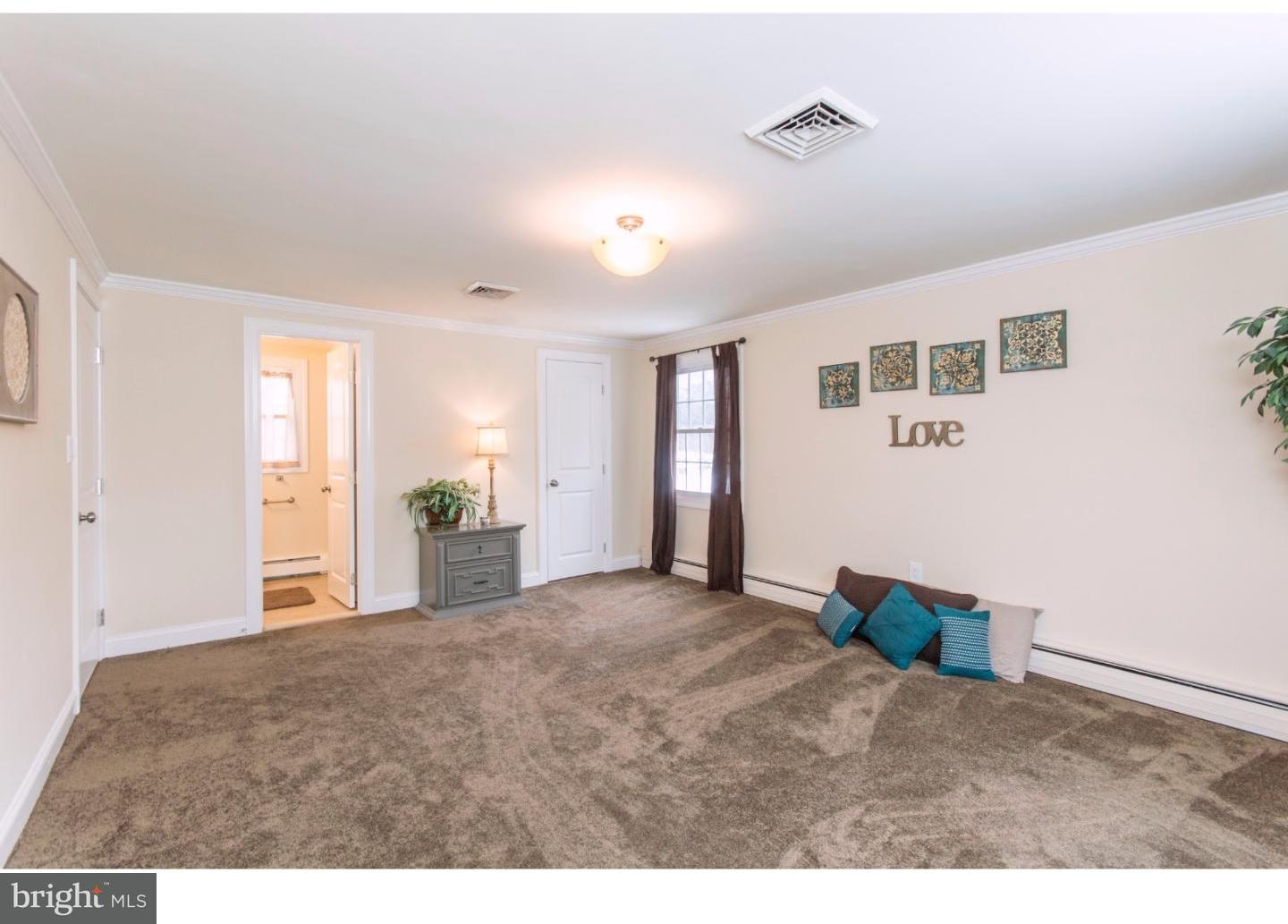 139 Terrace Road Levittown, PA 19056 - Photo 17 of 25 Bedroom - Main