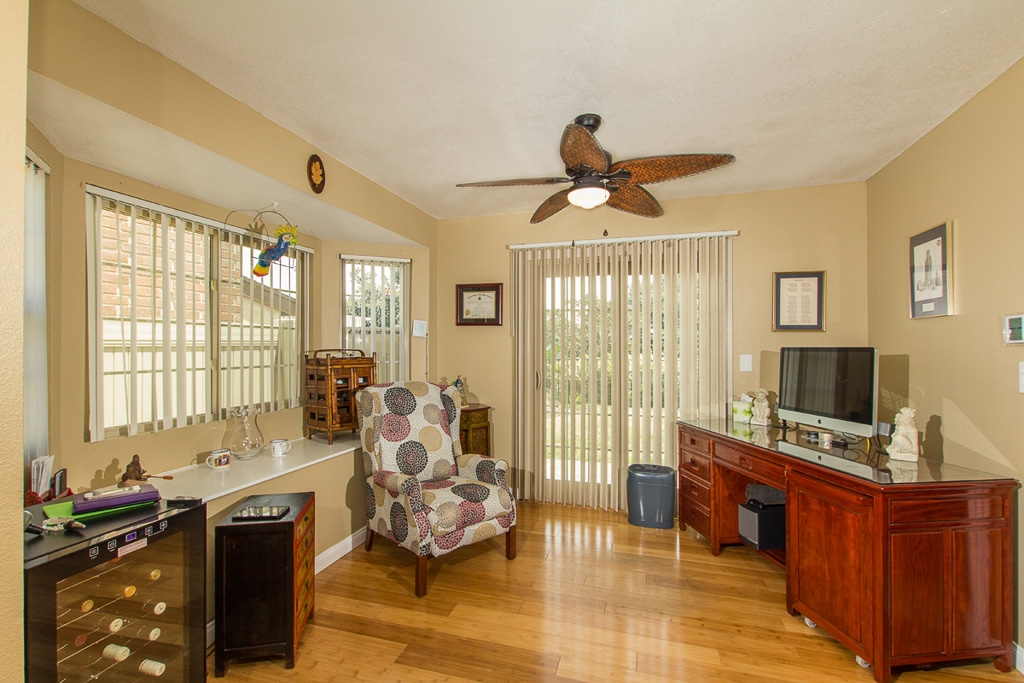 10945 Charing Cross Road Spring Valley, CA 91978 - Photo 6 of 25