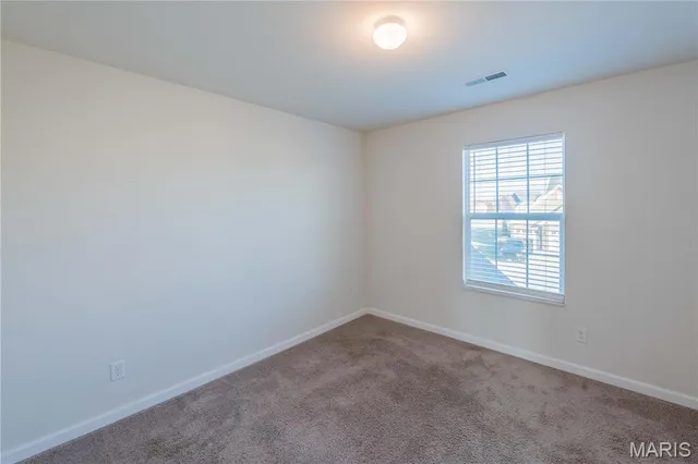 $349,900 | 3945 Beechmont Circle, Belleville, IL 62226