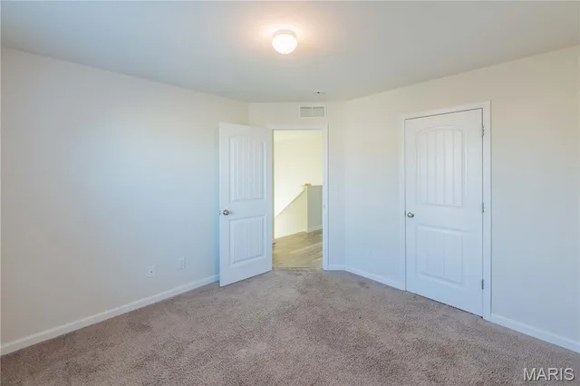 $349,900 | 3945 Beechmont Circle, Belleville, IL 62226