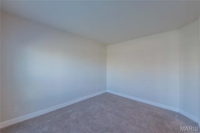 $349,900 | 3945 Beechmont Circle, Belleville, IL 62226