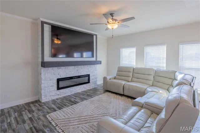 $349,900 | 3945 Beechmont Circle, Belleville, IL 62226