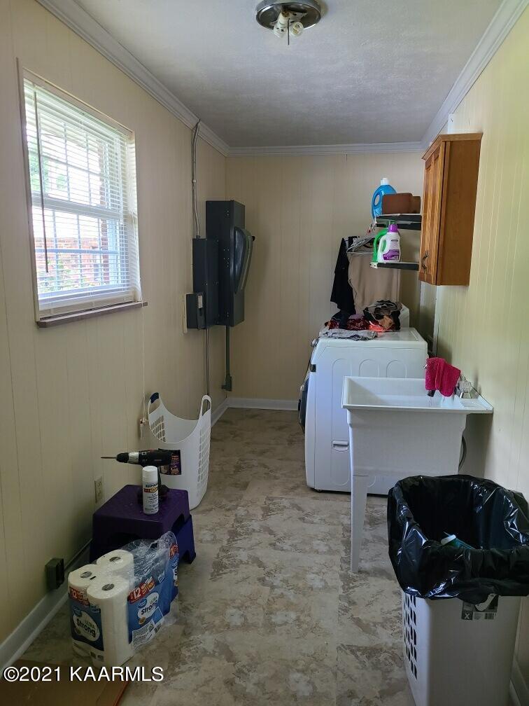 7909 Griffith Road Knoxville, TN 37938 - Photo 13 of 17 33445BA1-E438-421A-B461-E5A53A3E778B