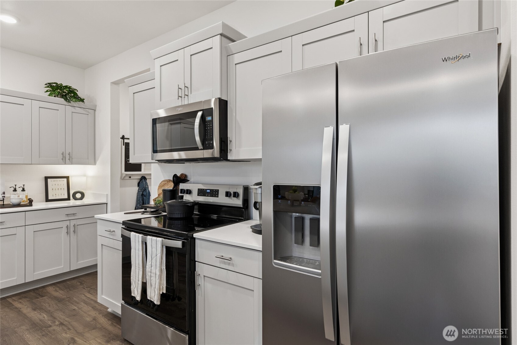 493 Cremini Loop Southeast, Unit 6 Lacey, WA 98513 - Photo 4 of 20