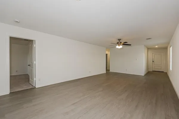 $1,985 | 1714 Crossbill Street, Forney, TX 75126