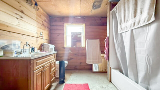 2194 Van Buren Road Caribou, ME 04736 - Photo 21 of 33 E4D07210-1B8A-4BDD-91B6-ED88FB3B9AA9_4_5