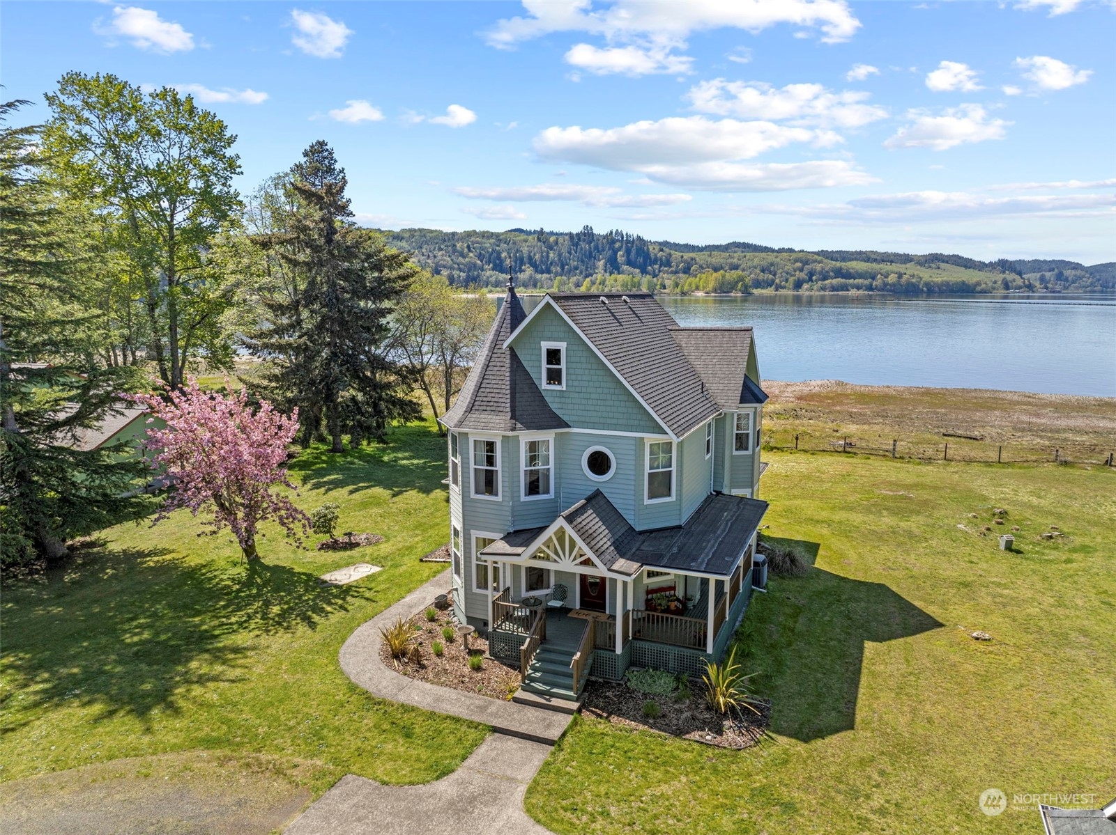 205 Ostervold Road Cathlamet, WA 98612 - Photo 3 of 40 Gallery Image 3
