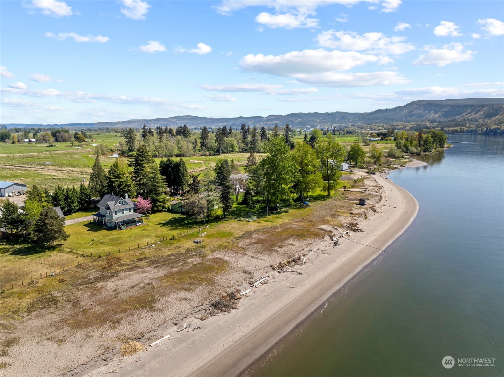 205 Ostervold Road Cathlamet, WA 98612 - Photo 6 of 40 Gallery Image 6