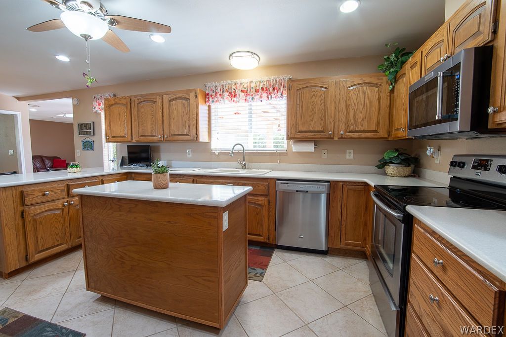 152 South Houck Road Golden Valley, AZ 86413 - Photo 10 of 53 Gallery Image 10