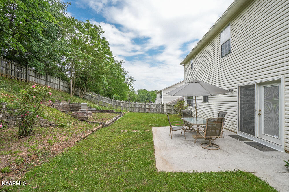 1146 Mortons Meadow Road Knoxville, TN 37932 - Photo 12 of 54 Fenced in backyard