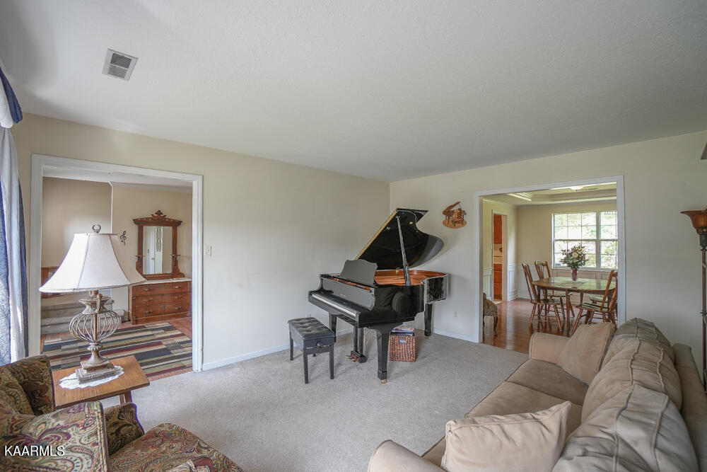 1146 Mortons Meadow Road Knoxville, TN 37932 - Photo 20 of 54 Den