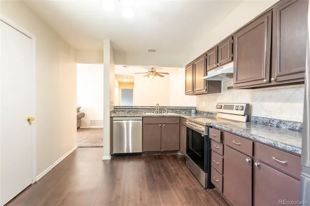 $1,975 | 7185 South Gaylord Street, Unit A13, Littleton, CO 80122