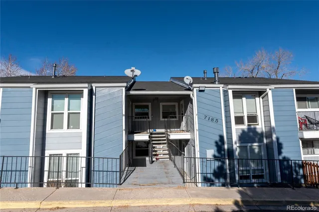 $1,975 | 7185 South Gaylord Street, Unit A13, Littleton, CO 80122