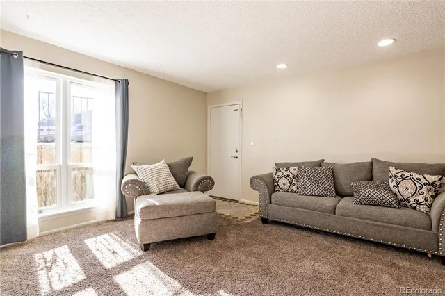 $1,975 | 7185 South Gaylord Street, Unit A13, Littleton, CO 80122