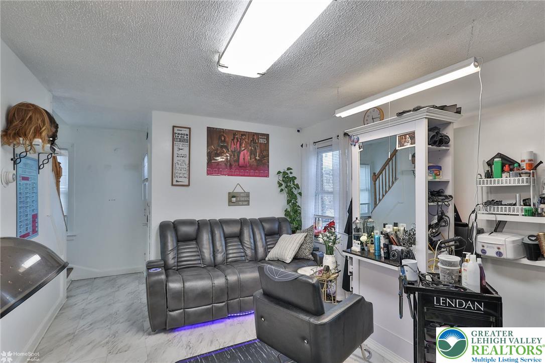 1147 Arcadia Street Bethlehem, PA 18018 - Photo 10 of 66