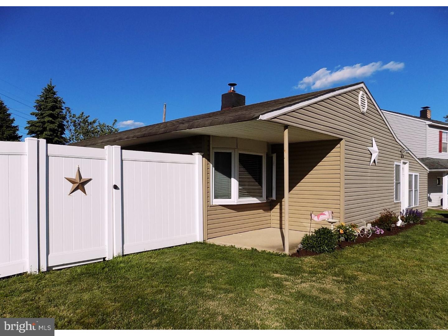 40 Goodturn Road Levittown, PA 19057 - Photo 2 of 20 Exterior Front