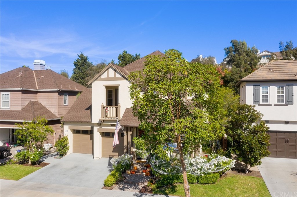 6 Pomegranate Street Ladera Ranch, CA 92694 - Photo 31 of 40 a view of outdoor space yard deck patio and swimming pool