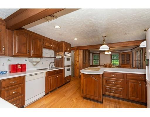 166 Prospect Street Reading, MA 01867 - Photo 7 of 12 Gallery Image 7
