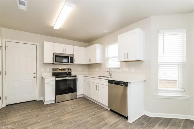 $2,105 | 1910 Brightwood School Road, Greensboro, NC 27405