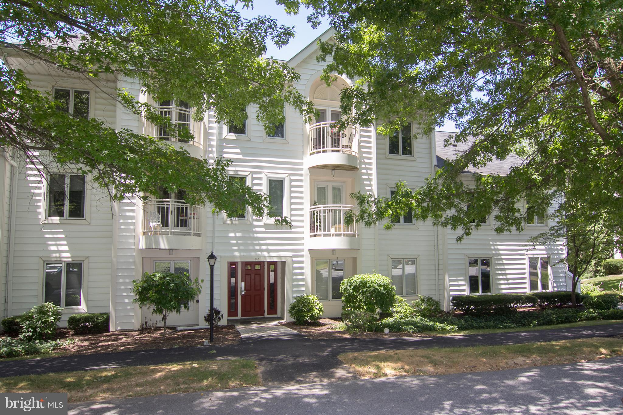 Exterior (Front)