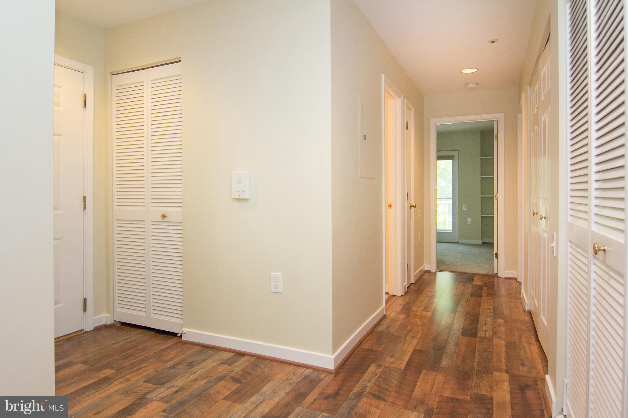 385 Pleasanton Road, Unit B32 Westminster, MD 21157 - Photo 8 of 28 Hallway to bedrooms