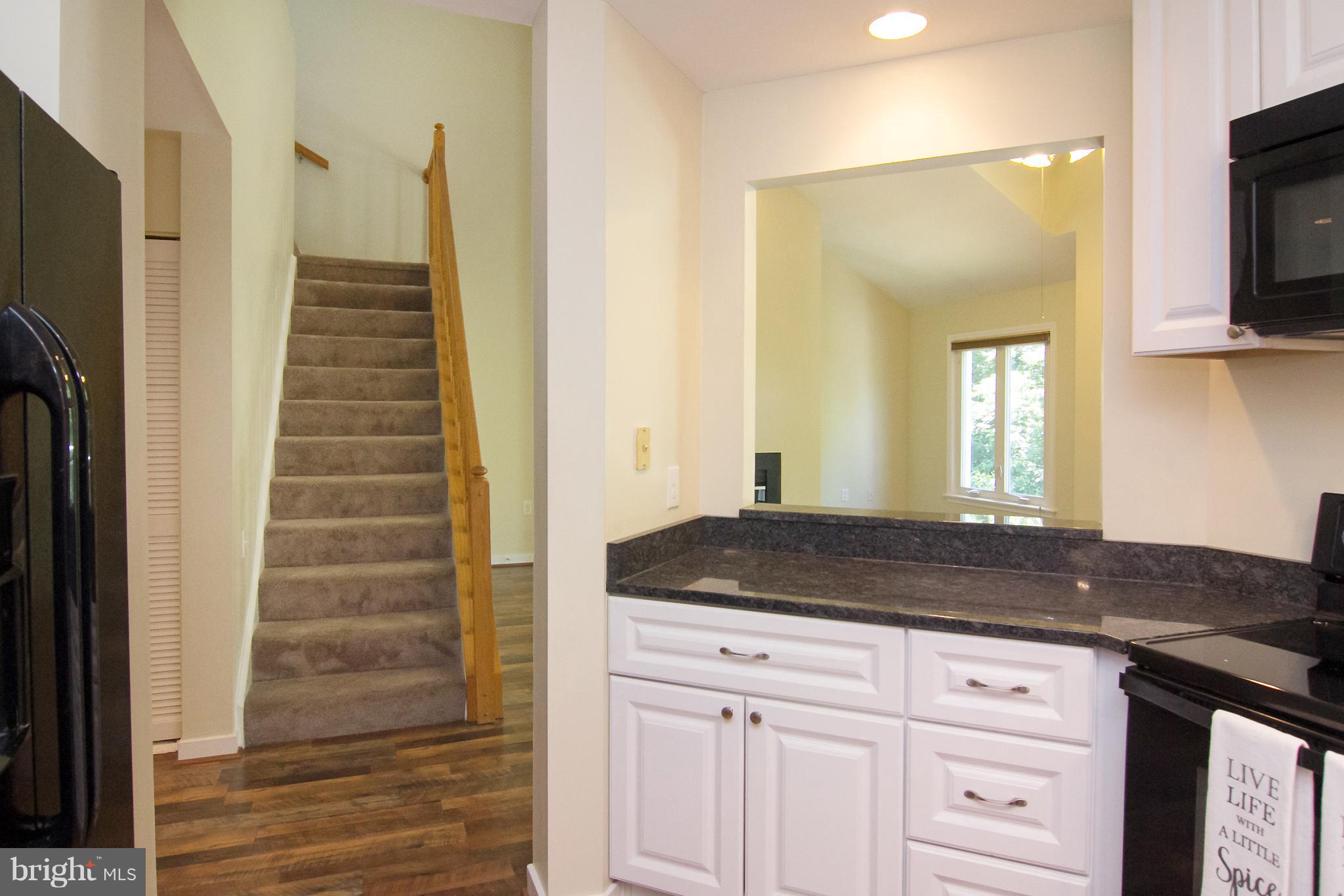 385 Pleasanton Road, Unit B32 Westminster, MD 21157 - Photo 9 of 28 Kitchen - Granite Counters - All Updated
