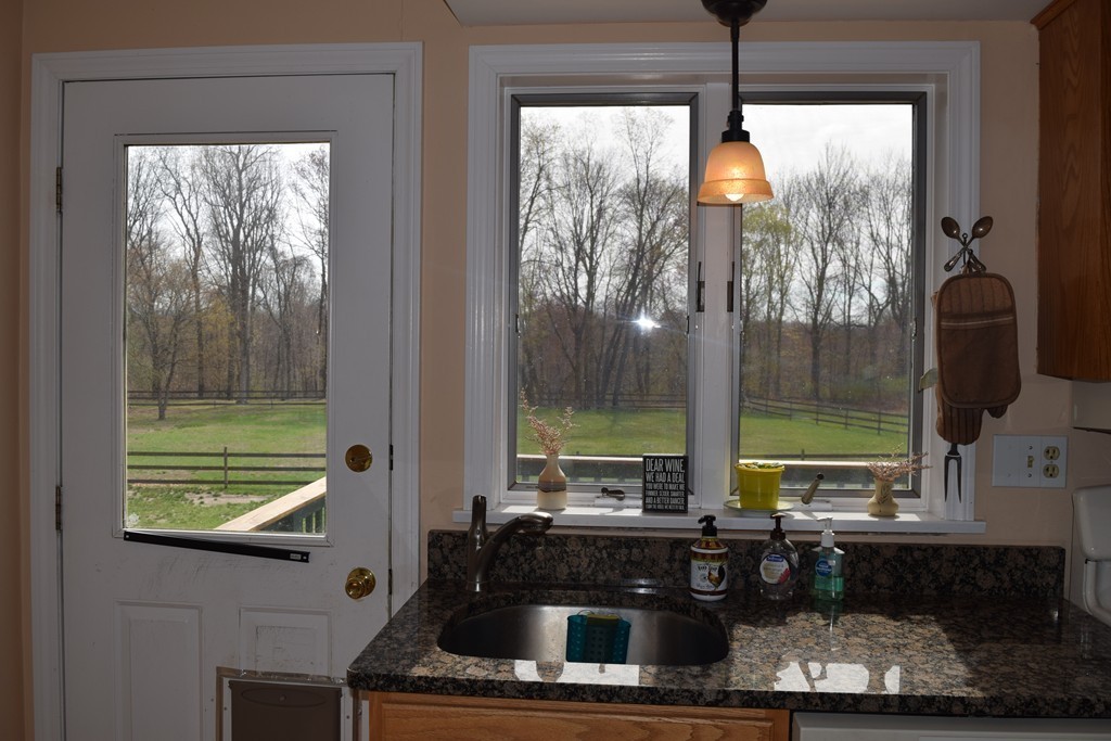 12 Long Plain Road Whately, MA 01373 - Photo 7 of 23 Gallery Image 7