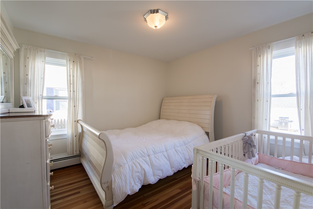 94 Crescent Road Pawtucket, RI 02861 - Photo 8 of 30 Gallery Image 8