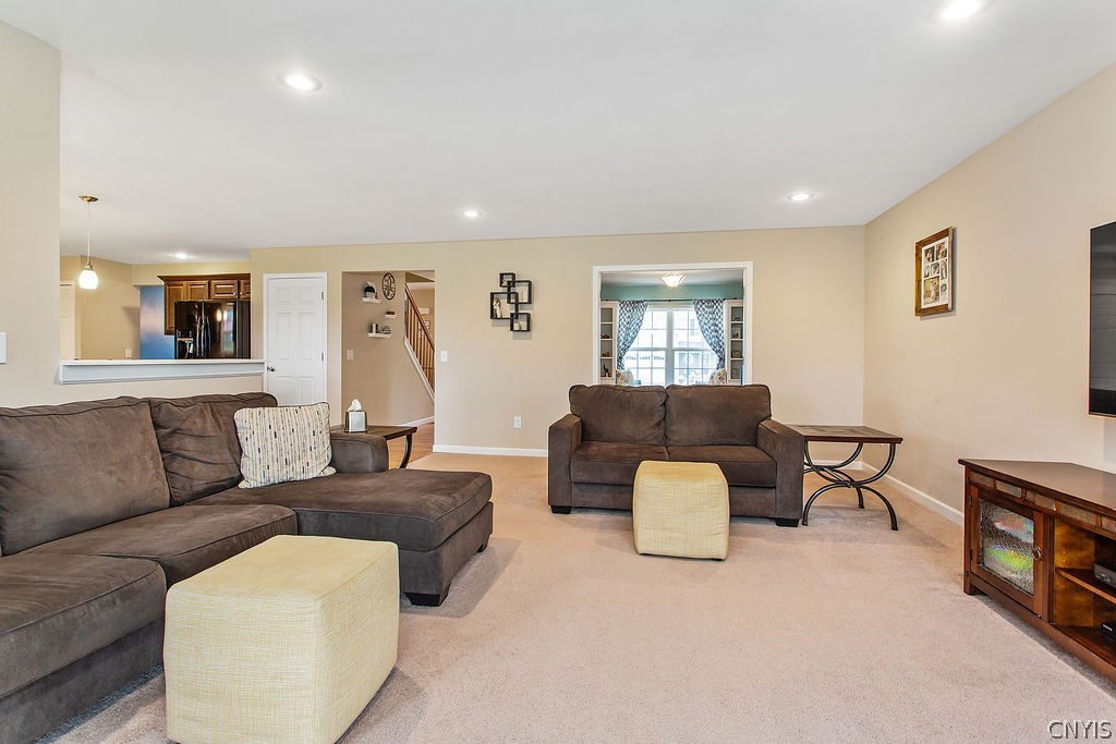 124 Red Barn Circle Clay, NY 13088 - Photo 23 of 32