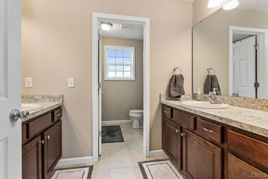 124 Red Barn Circle Clay, NY 13088 - Photo 31 of 32