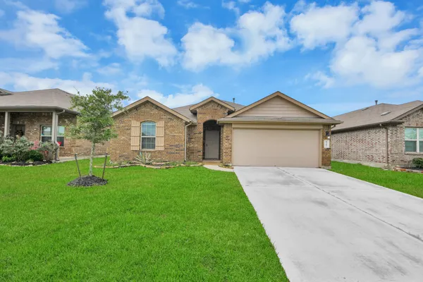 $293,900 | 8302 Rose Petals Lane, Rosharon, TX 77583