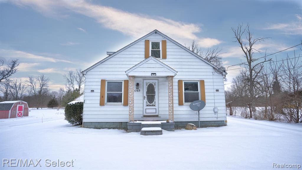 6169 East Pierson Road Flint, MI 48506 - Photo 2 of 31