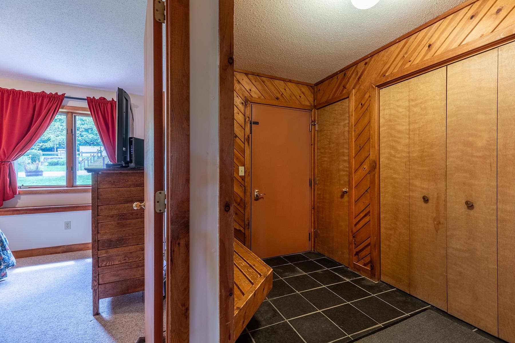 16 Ober Tal Drive, Unit E11 Stratton, VT 05155 - Photo 11 of 35