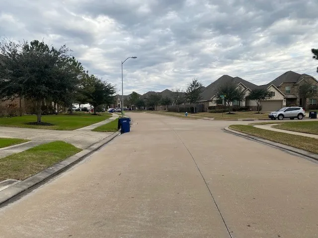 $2,600 | 7911 Sydney Bay Court, Richmond, TX 77407