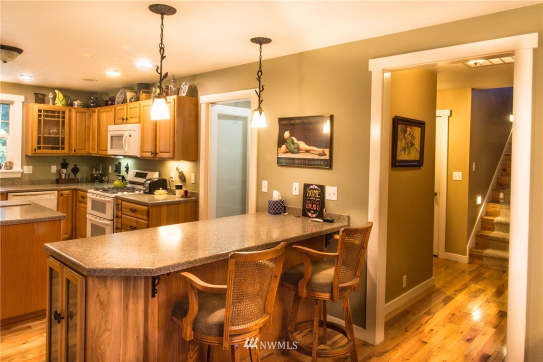 9938 Jones Road Southwest Olympia, WA 98512 - Photo 12 of 16 Gallery Image 12