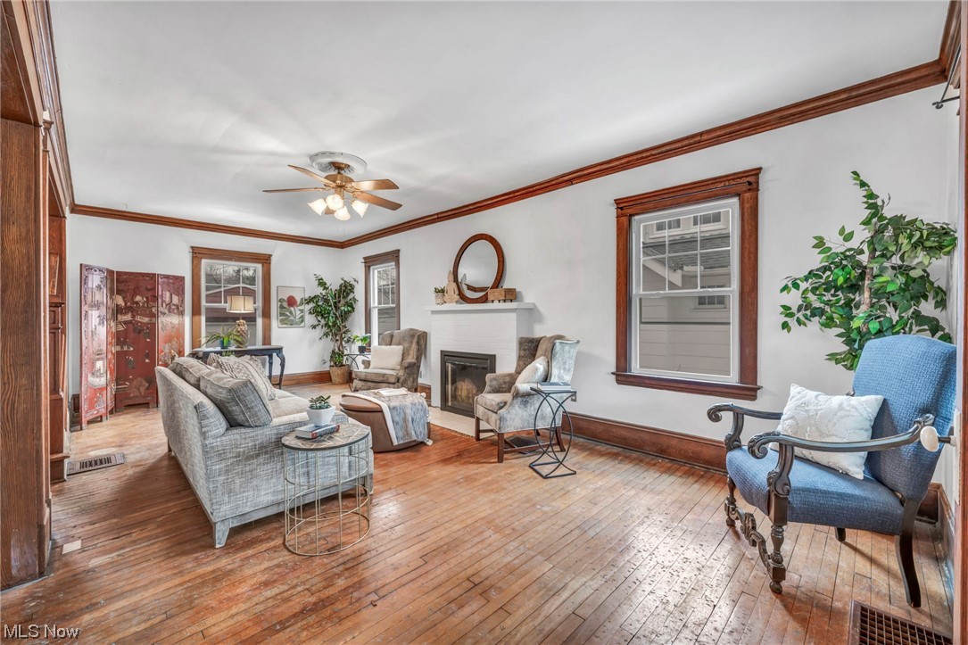 1005 Englewood Road Cleveland Heights, OH 44121 - Photo 8 of 46