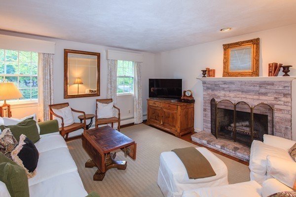 46 Shady Rest Road Easton, MA 02356 - Photo 9 of 24 Gallery Image 9