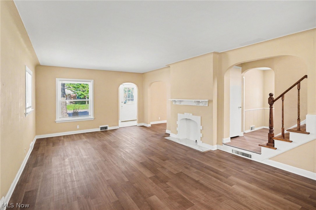 3652 Douglas Road Toledo, OH 43613 - Photo 3 of 12