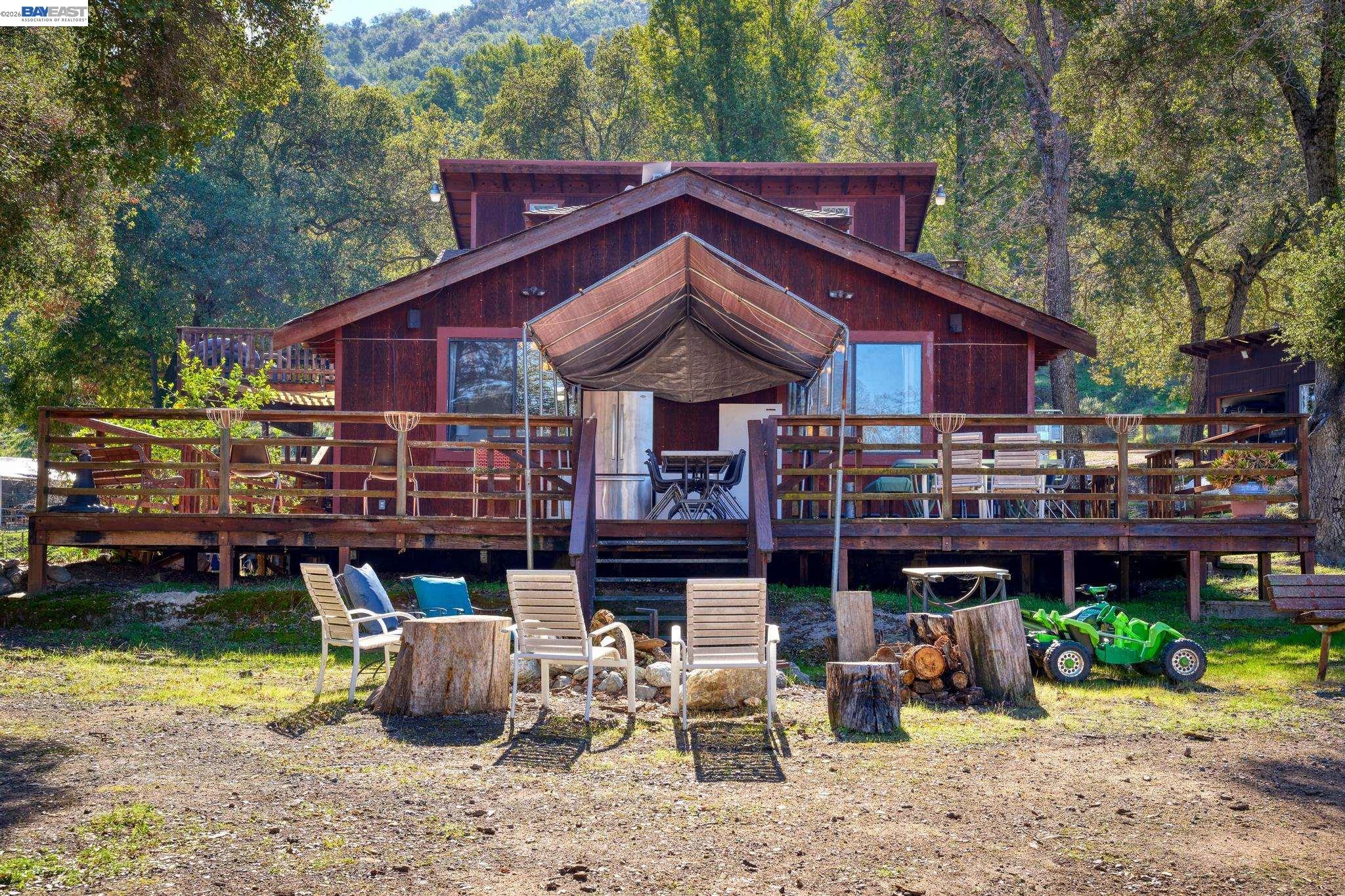 7777 Del Valle Road Livermore, CA 94550 - Photo 2 of 60 a front view of a house with garden
