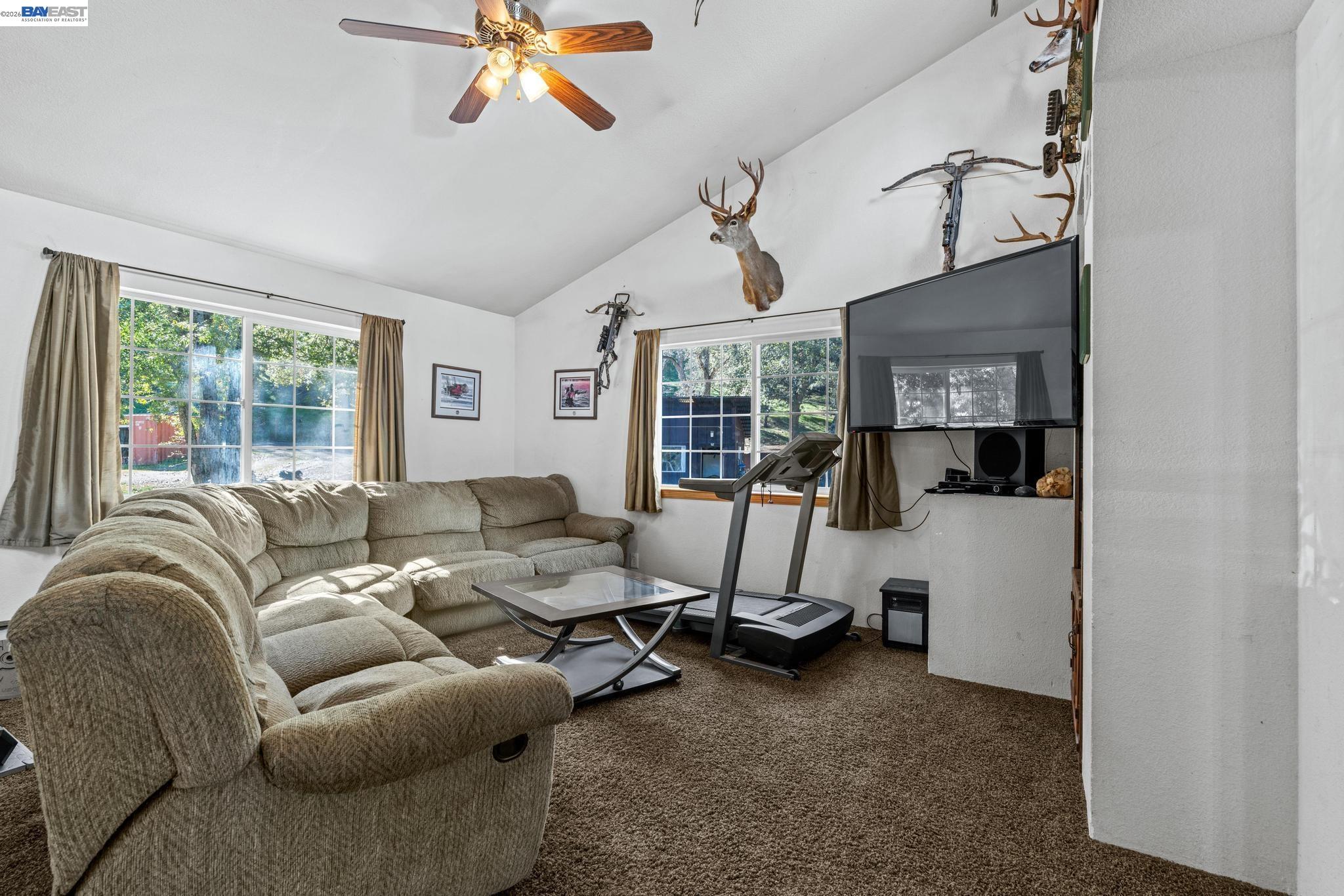 7777 Del Valle Road Livermore, CA 94550 - Photo 36 of 60 a living room with furniture and a window