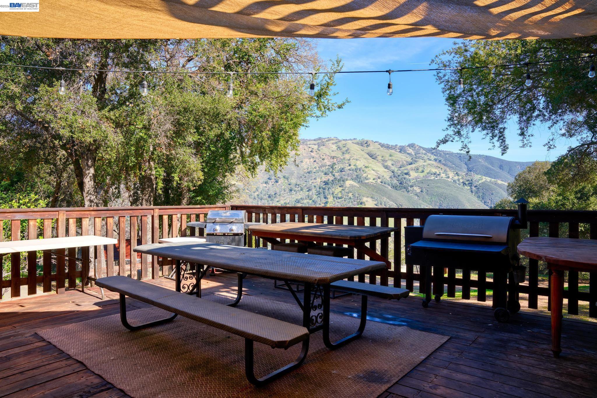 7777 Del Valle Road Livermore, CA 94550 - Photo 47 of 60 a view of a balcony with chairs