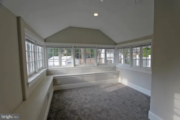 $3,995 | 233 East Montgomery Avenue, Ardmore, PA 19003