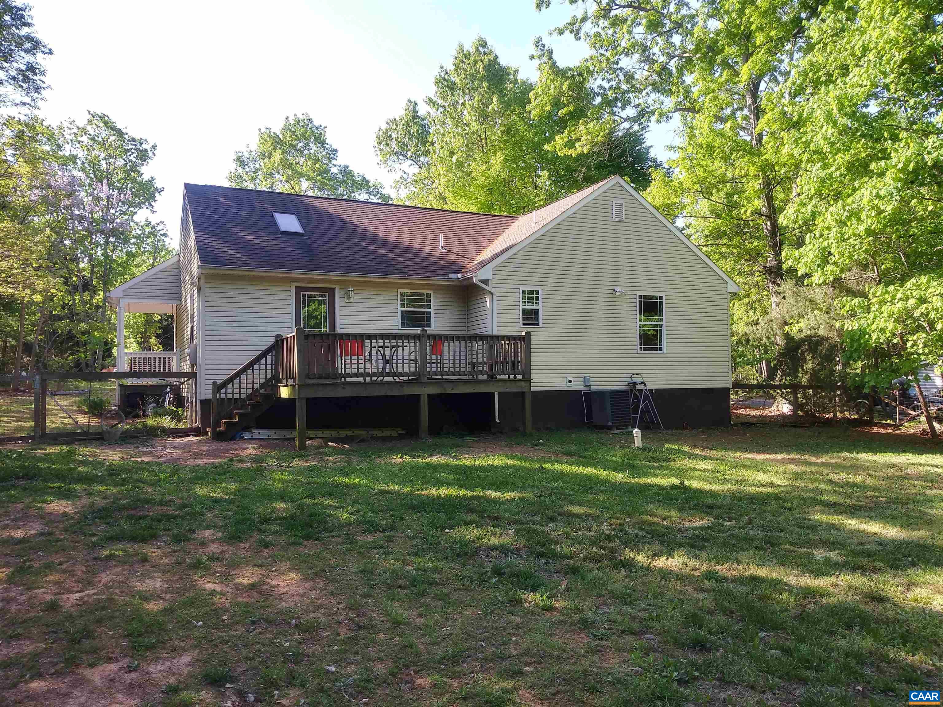 447 Hummingbird Road Scottsville, VA 24590 - Photo 12 of 13 Gallery Image 12
