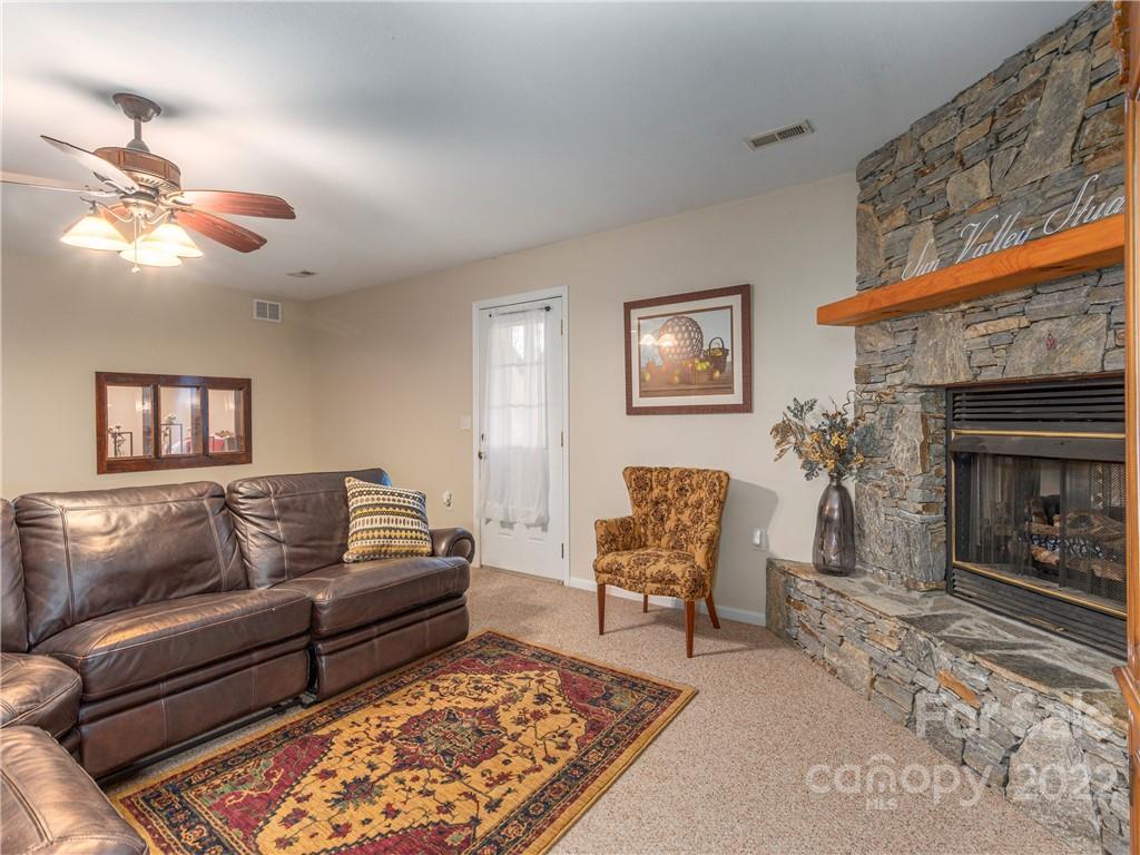 105 Selah Way Clyde, NC 28721 - Photo 23 of 32 Gallery Image 23